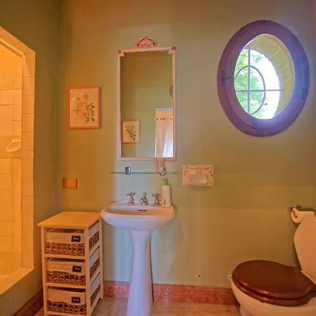 Sleeps 4 *